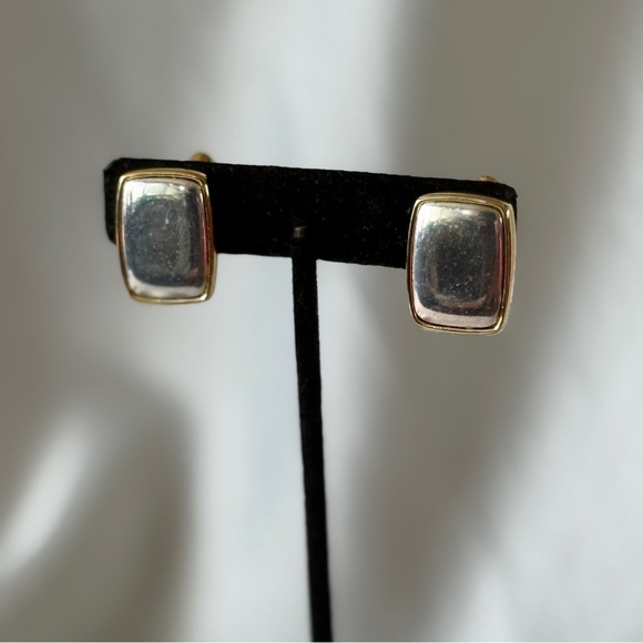 Vintage Napier Mixed Metal 2-Tone Silver Gold Rectangle Screwback Clip Earrings - Picture 16 of 16
